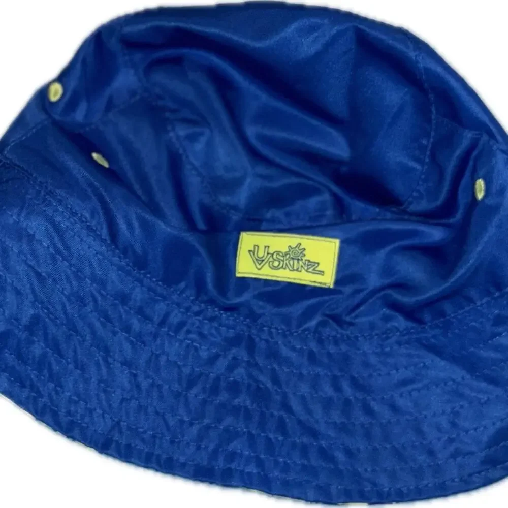 UV Skinz baby toddler reversible hat  Small and reversible size M hat